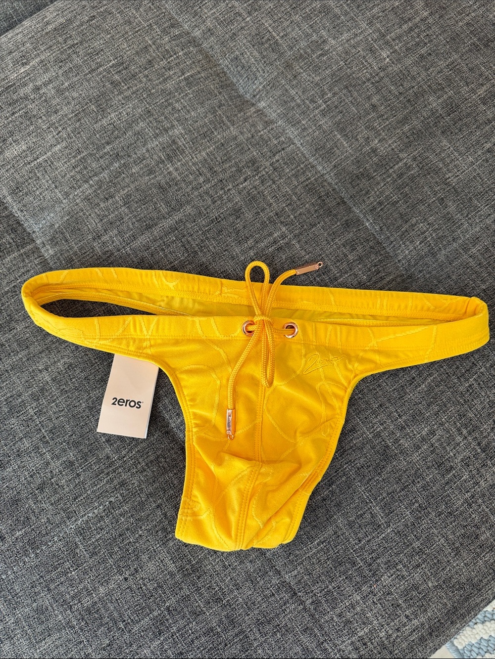 2EROS V80 Textured Swim Thong Ripple Yellow Drawstring Swimsuit Size Large NWT